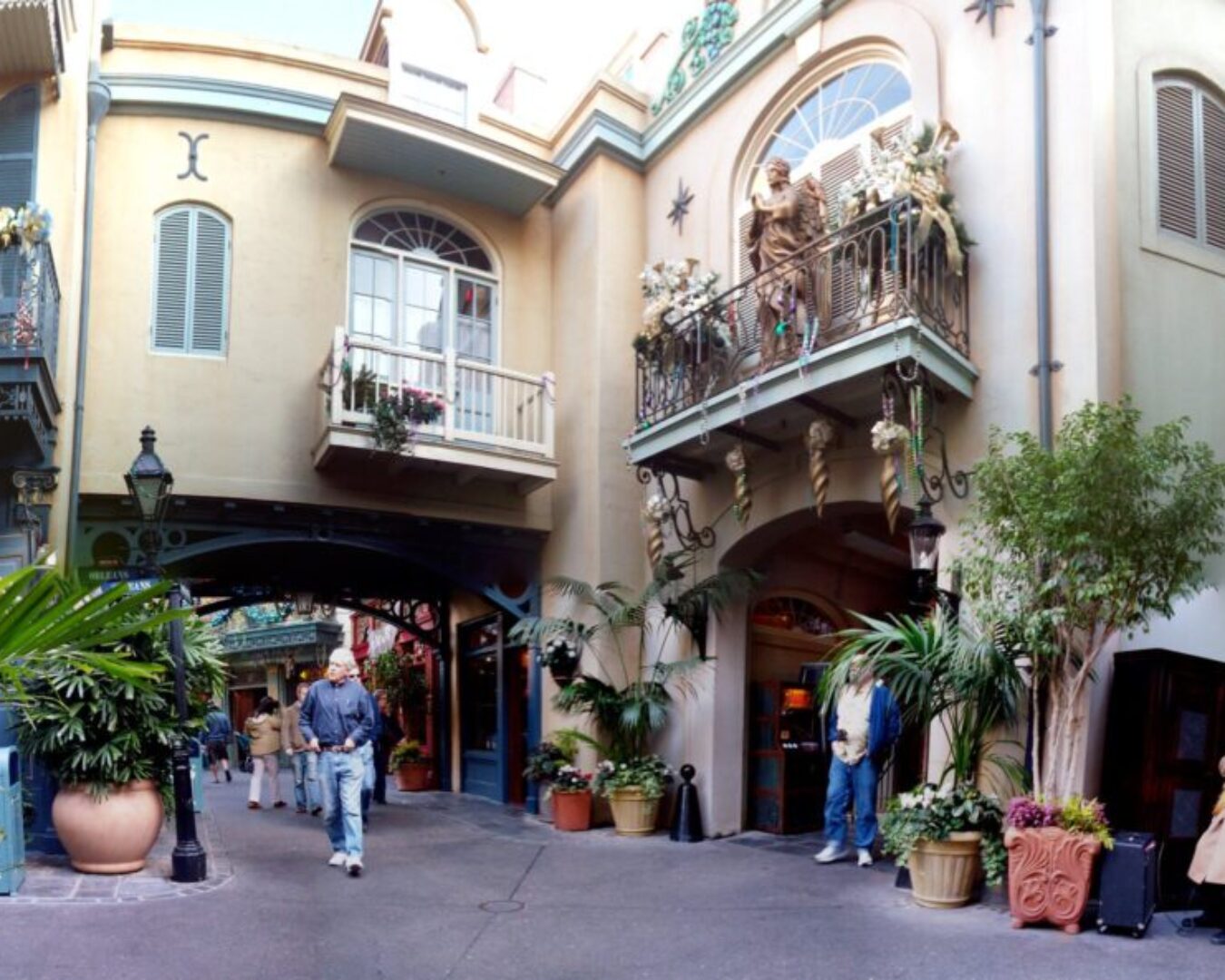 La Guía de Disneyland: New Orleans Square