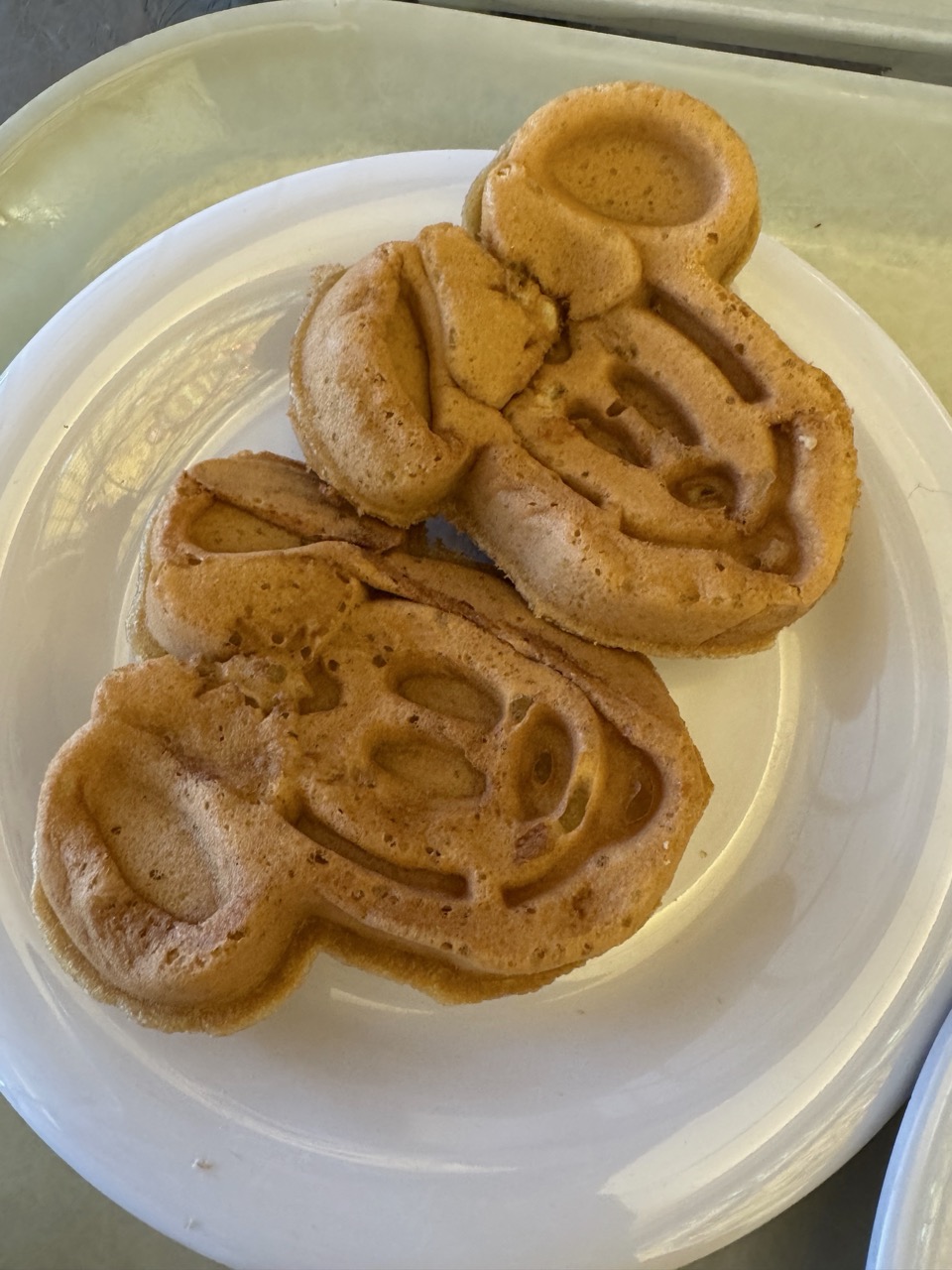 DesayunoconMinnieMouseWaffles Large DesayunoconMinnieMouseWaffles Large