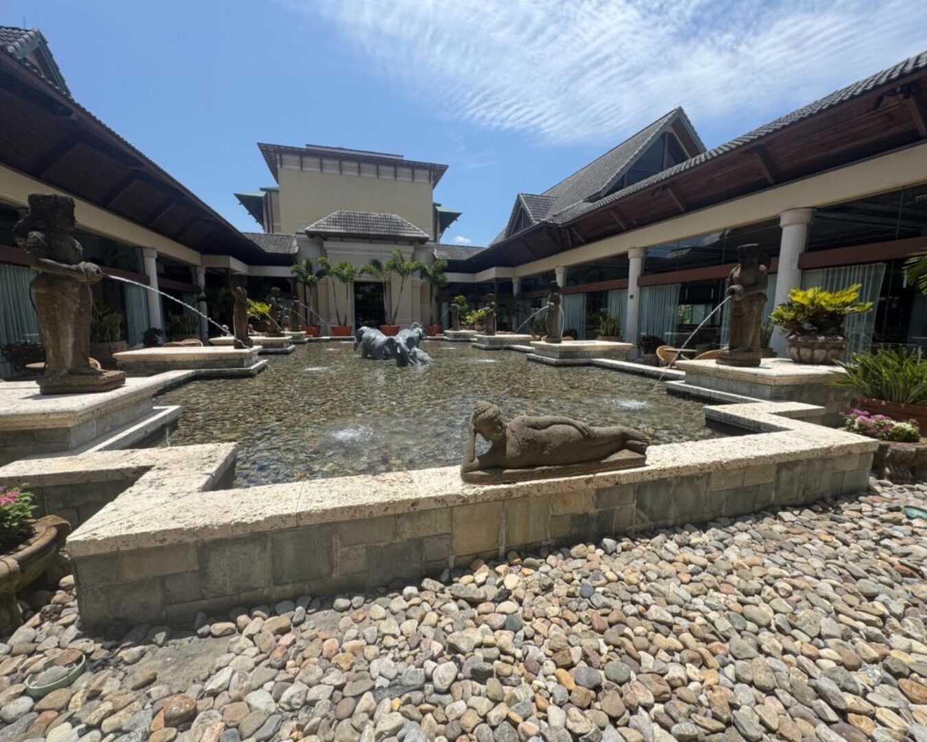 Universal Loews Royal Pacific Resort: Una experiencia única