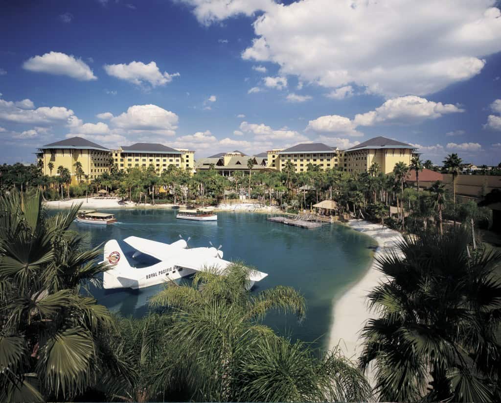 universal loews royal pacifi resort bay